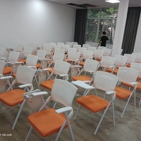 Ghế traning có bàn nhập khẩu