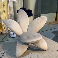 Ghế armchair hình hoa huệ