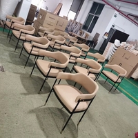Ghế ăn bọc da sang trọng J-128
