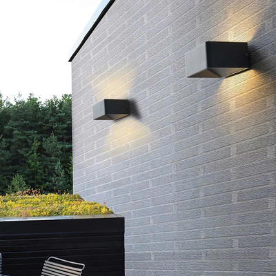 Đèn tường ngoài trời DT0084