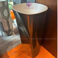 Chậu rửa đứng lavabo nhập khẩu L025