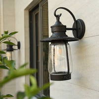 Đèn tường ngoài trời thích ứng mọi điều kiện thời tiết DT0010