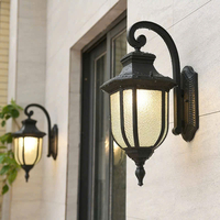 Đèn tường ngoài trời thích ứng mọi điều kiện thời tiết DT0011