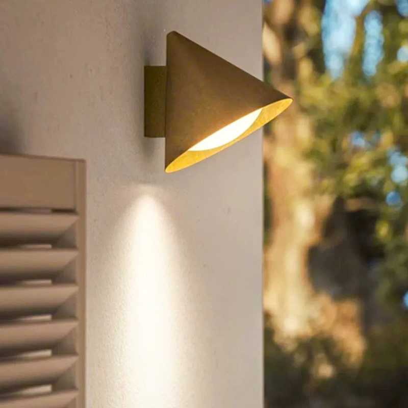 Đèn tường ngoài trời DT0114