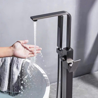 Vòi bồn tắm đứng nhập khẩu VBT008