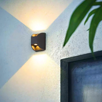 Đèn tường ngoài trời DT00148