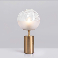 Đèn bàn 366