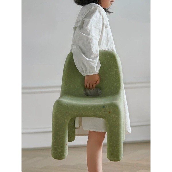 Bộ bàn ghế tựa lưng dành cho trẻ em trang trí phòng học nhà cửa phong cách minimalism