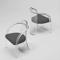 Ghế cafe Acrylic trong suốt độc đáo 